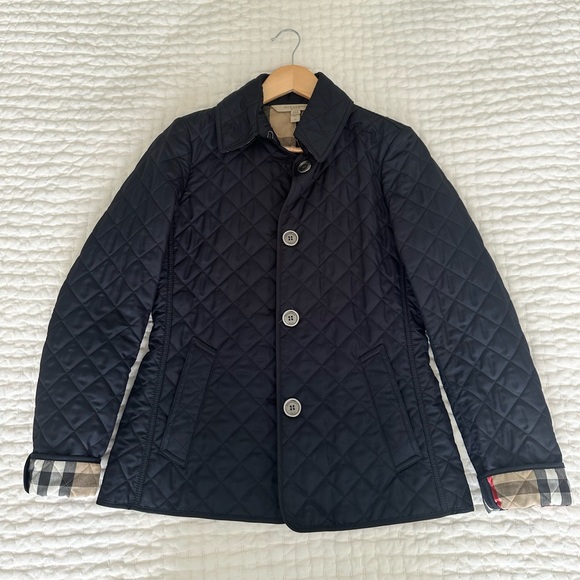 Burberry Brit Copford Quilted Jacket in Navy Blue. Women’s Size XS - Picture 2 of 15